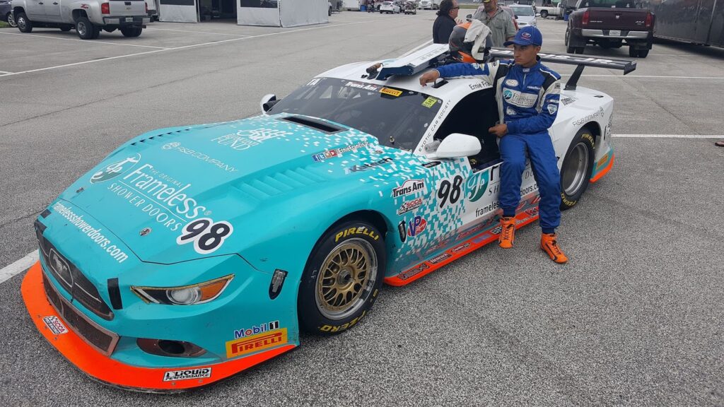 Ernie Francis Jr. è il nono ad entrare nella SRX