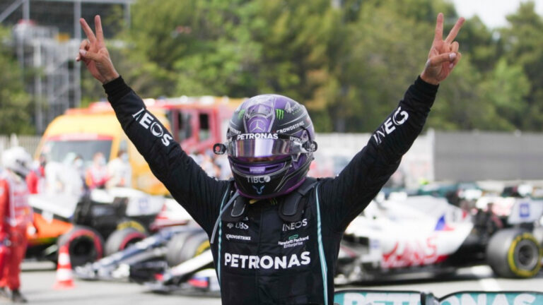 Lewis Hamilton schietto tanto in Mercedes quanto sulla F1