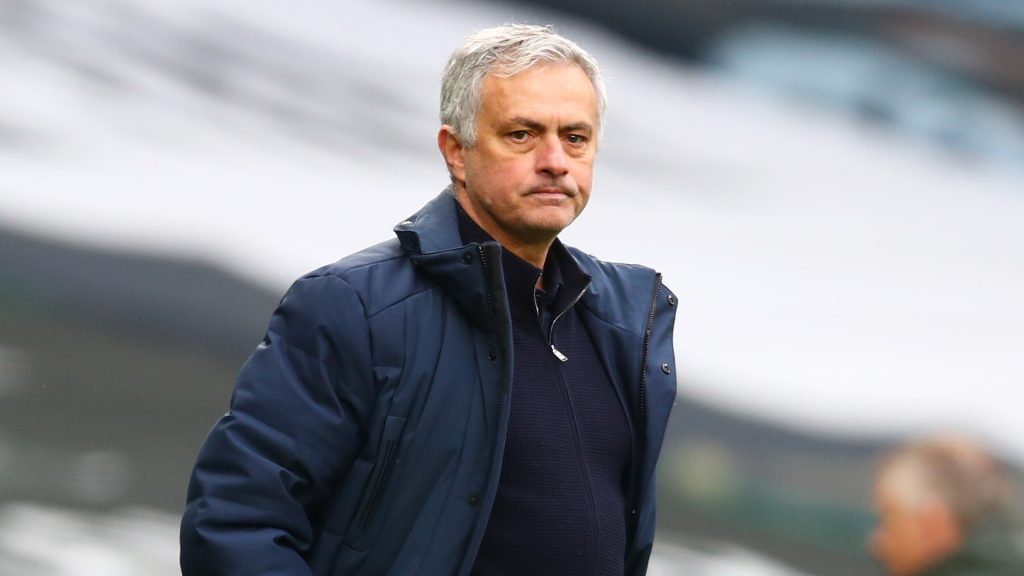 Josè Mourinho è il nuovo allenatore della Roma