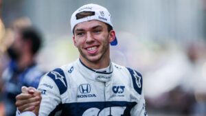 L'esultanza di Pierre Gasly dopo il GP dell'Azerbaijan