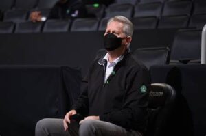 Danny Ainge lascia la dirigenza dei Boston Celtics Danny Ainge lascia la presidenza dei Celtics