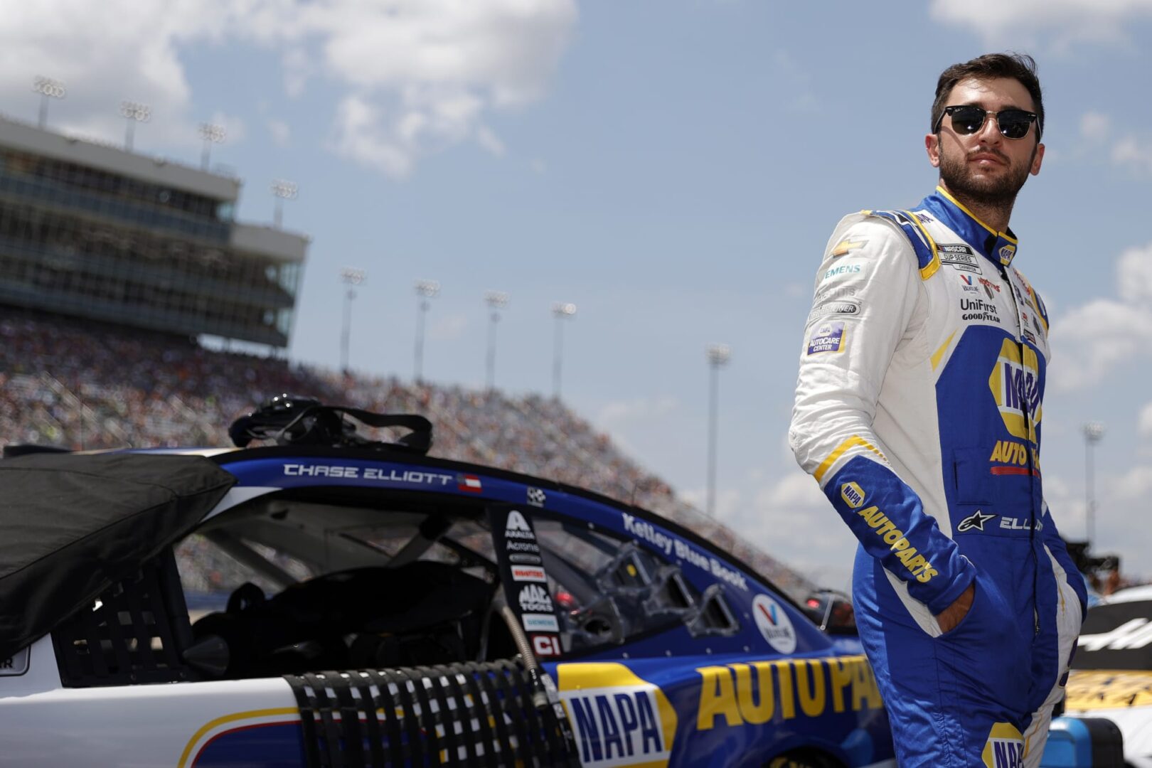 Chase Elliott partirà dalla Pole Position grazie alle qualifiche metriche. Sull'ovale di Atlanta non è però il favorito alla vittoria.