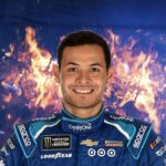 Kyle Larson firma con Hendrick Motorsports per altri due anni