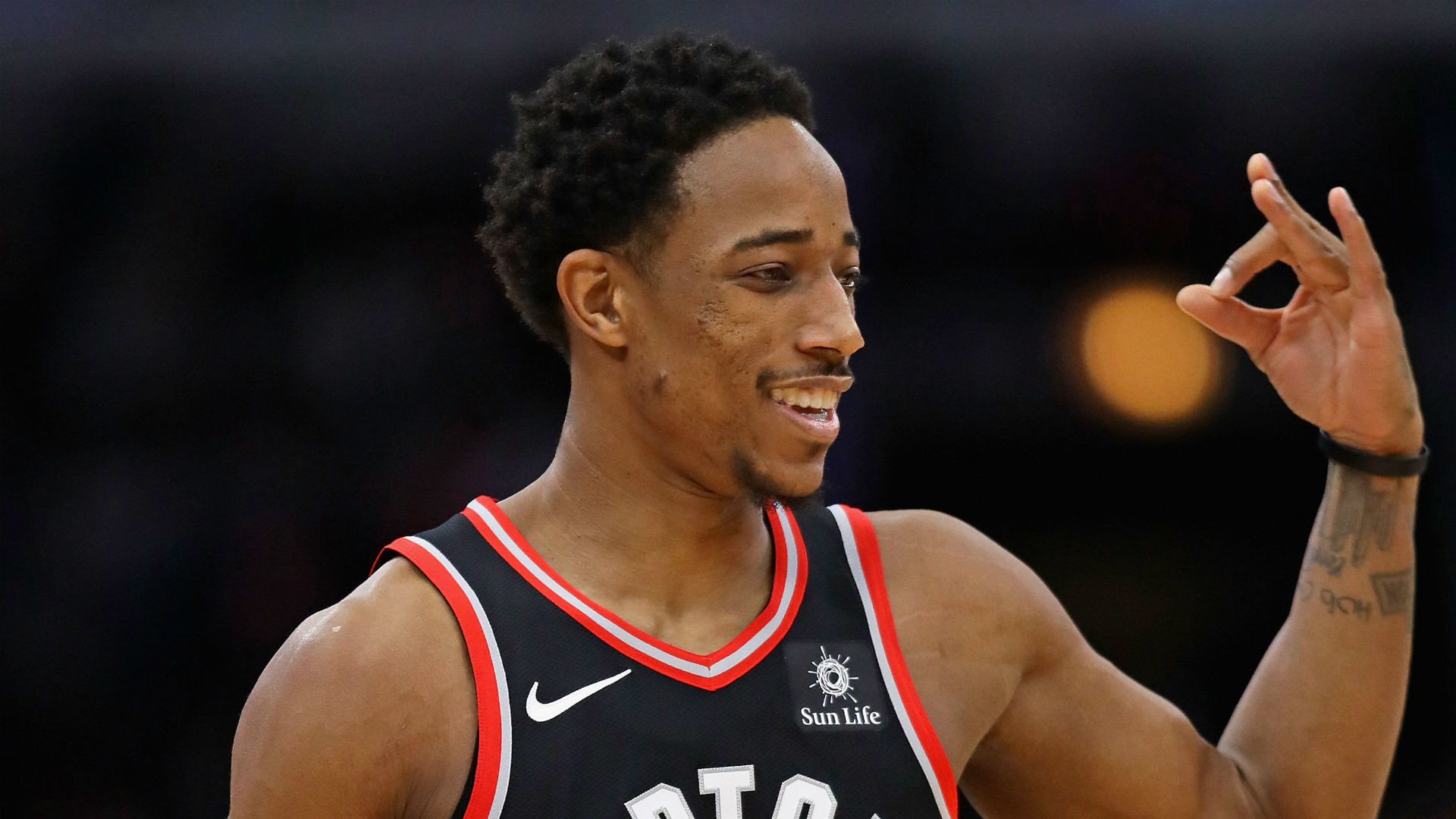 Demar DeRozan si trasferisce via trade a Chicago