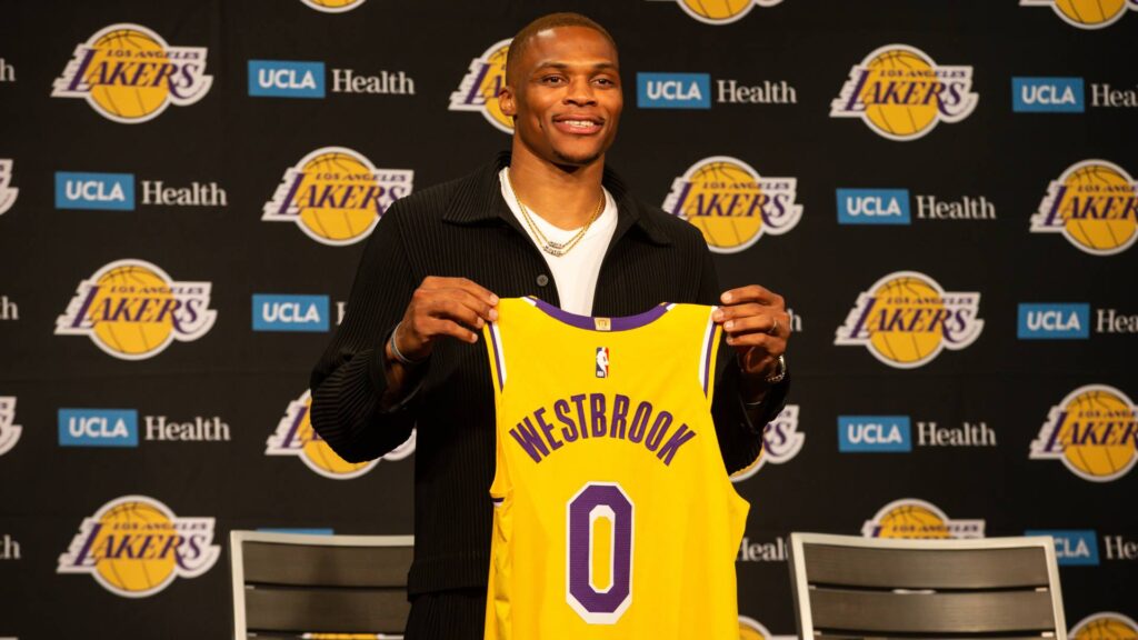 Dwight Howard difende Russell Westbrook dalle critiche