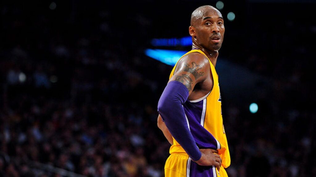 Kanye West omaggia Kobe Bryant con il brano "24"