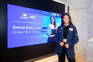 Emma Raducanu si separa dall'allenatore dopo US Open 2021 Emma Raducanu si separa dall'allenatore dopo US Open 2021