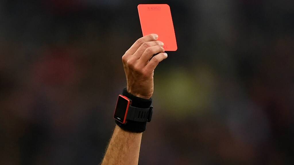 Prima Categoria: pugno in faccia all'arbitro, partita sospesa