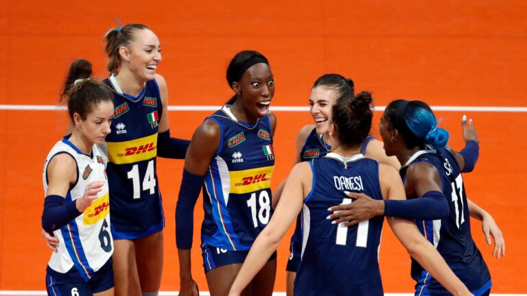 Italvolley, la gioia delle azzurre dopo la vittoria