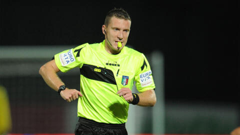 Pochi arbitri di terza categoria? E che problema c'è: chiamate l'arbitro di Serie A Marco Serra!