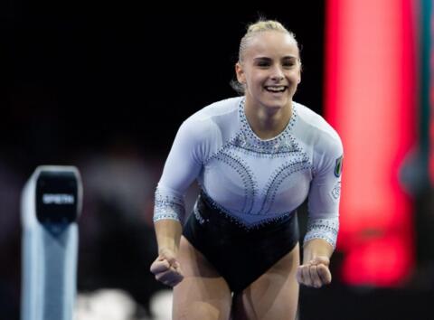 Asia D'Amato conquista l'argento al volteggio a Kitakyushu
