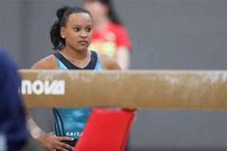 Rebeca Andrade rinuncia al corpo libero a Kitakyushu