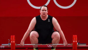 Laurel Hubbard, la prima atleta transgender alle Olimpiadi (Crediti della foto: Reuters)