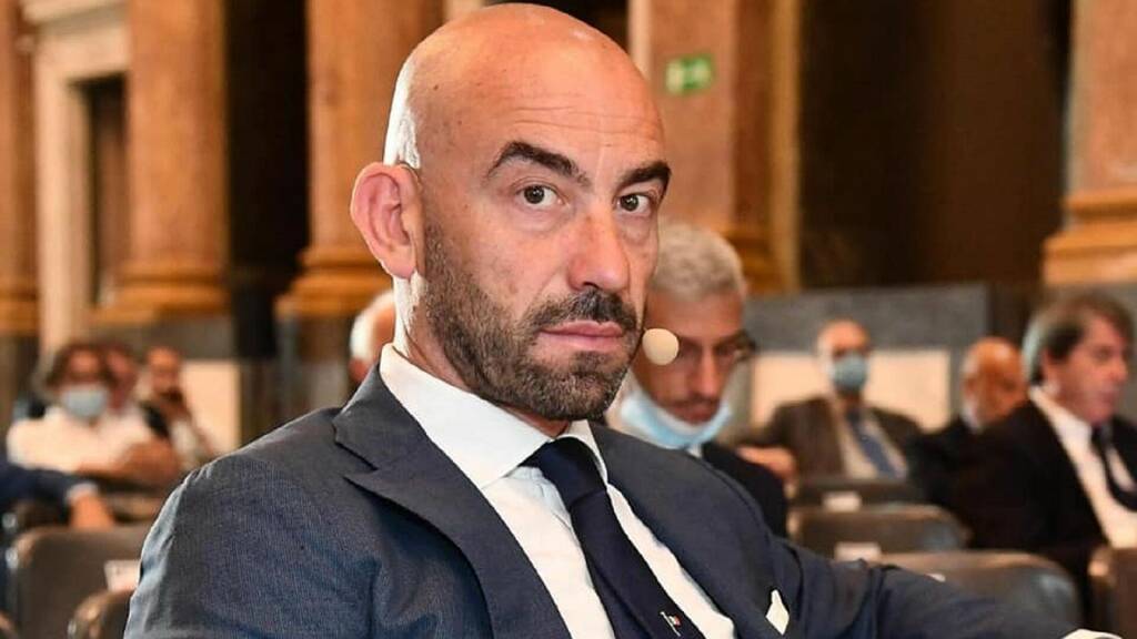 Bassetti, che errore il limite di 5.000 negli stadi