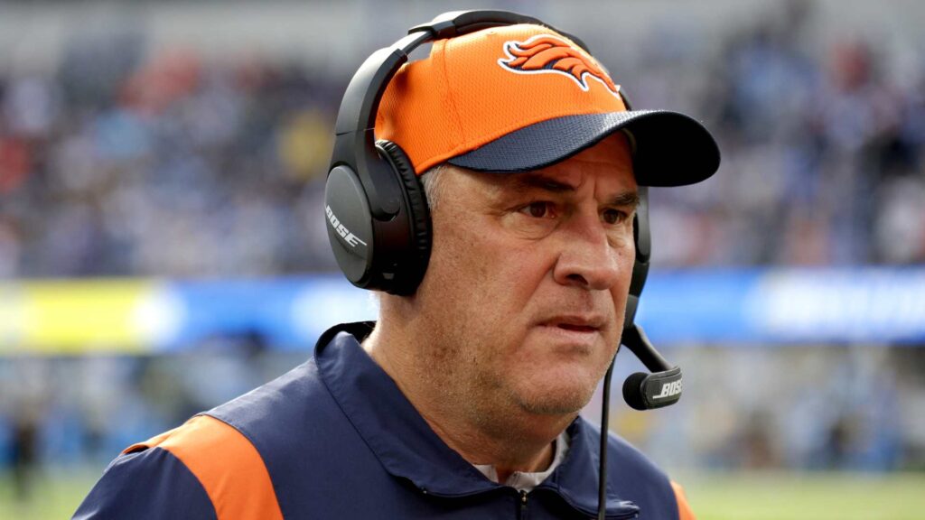 Vic Fangio non è più l'Head Coach dei Denver Broncos