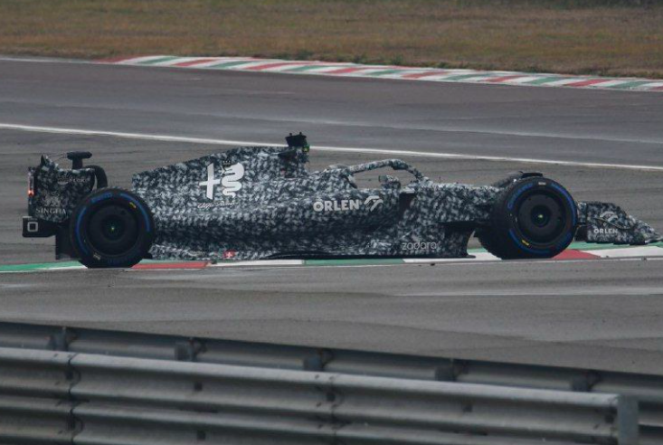 Alfa Romeo C42 Nello Shakedown A Fiorano (laterale)