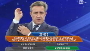 FIDAF, domanda a L'Eredità dedicata alla federazione La domanda di Flavio Insinna (Foto: RaiPlay)