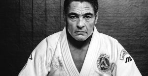 UFC: i migliori fighter a non averci combattuto Una foto storica del brasiliano Rickson Gracie