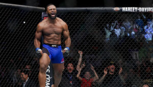 MMA: i 5 migliori pesi welter della storia Un'immagine di Tyron Woodley dopo aver appena vinto il titolo dei pesi welter contro Robbie Lawler