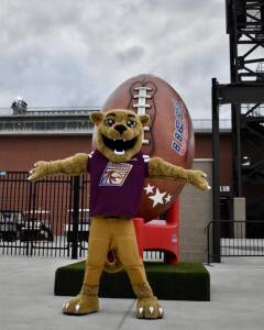 USFL 2022: Le mascotte delle otto squadre Michigan Maulers - Pablo (Crediti/USFL, Twitter)