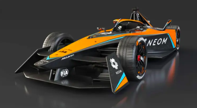 McLaren: presentata la vettura di Formula E per il 2023 McLaren Formula E