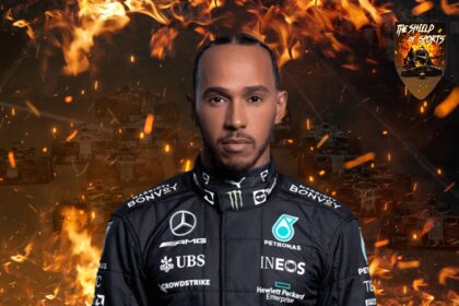 Lewis Hamilton con i piercing in pista: Mercedes multata