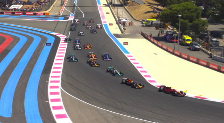 GP Francia 2022: vince Max Verstappen Partenza GP di Francia 2022 Ph. Twitter @F1