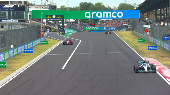 GP Ungheria 2022: vince in rimonta Max Verstappen Uscita Box Di Leclerc Ph. Twitter @F1