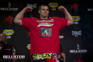 UFC: i 5 'what if' della promotion leader nelle MMA Cole Konrad durante la cerimonia del peso