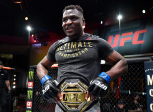 UFC: a che età, in media, si vince la cintura? Francis Ngannou ha conquistato l'oro all'età di 34 anni e sei mesi