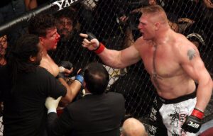 MMA: le 5 più grandi rivalità della storia di questo sport Lesnar al termine del rematch rinfaccia il trash talking di Frank Mir