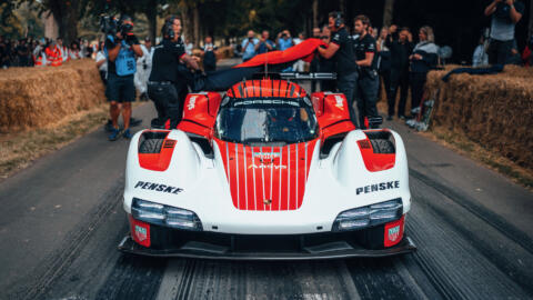 La Porsche 963 LMDh non esordirà in Bahrain, ultima tappa del WEC in questo 2022. Il team Porsche vorrebbe si impegnerà per la stagione 2023.