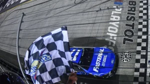 nascar 22 bruscher vincitore ph.facebook@nascar