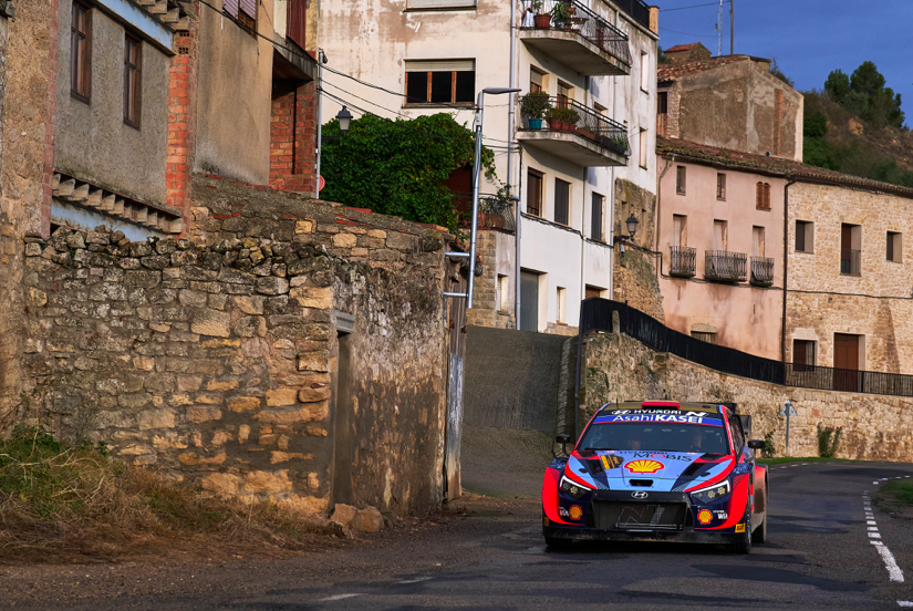 Rally Spagna 2022 Day2: Ogier conferma la 1° posizione Dani Sordo in ps13 del rally di spagna (photo by wrc.com)