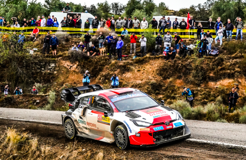 Rally Spagna 2022 Day-1: Ogier guida la doppietta Toyota Ogier in ps6 nel rally di spagna (photo by wrc.com)