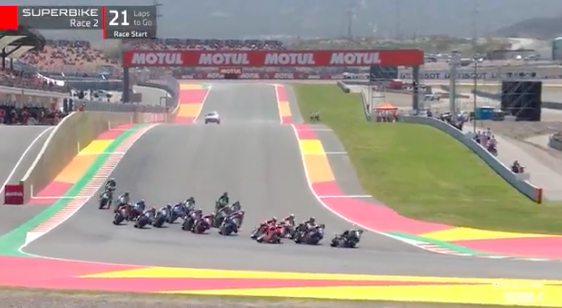 GP Argentina 2022: Bautista domina anche Gara-2 Partenza gara2 gp argentina (photo by twitter @worldsbk)