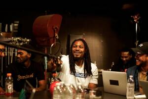 Marshawn Lynch al Thursday Night Football Marshawn Lynch ph. facebook@Marshawn Lynch