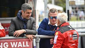 Michael Masi riappare in pubblico dopo il licenziamento Michael Masi (a sx) a colloquio con Gigi Dall'Igna, direttore tecnico della Ducati MotoGP - foto Luca Gorini