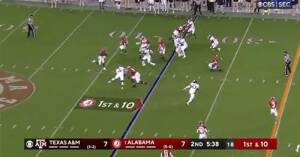 Nick Saban prova a sminuire brutto gesto di Burton texas vs alabama ph. facebook@collegefootball