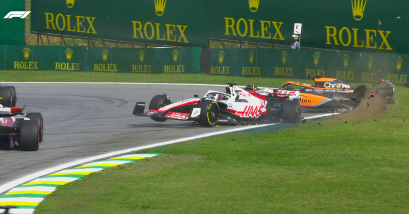 Incidente Magnussen Ricciardo (photo by @f1 twitter)
