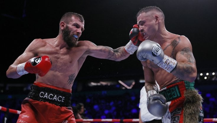 Michael Magnesi e altri 3 italiani nei ranking IBF Michael Magnesi sul ring contro Anthony Cacace a Manchester