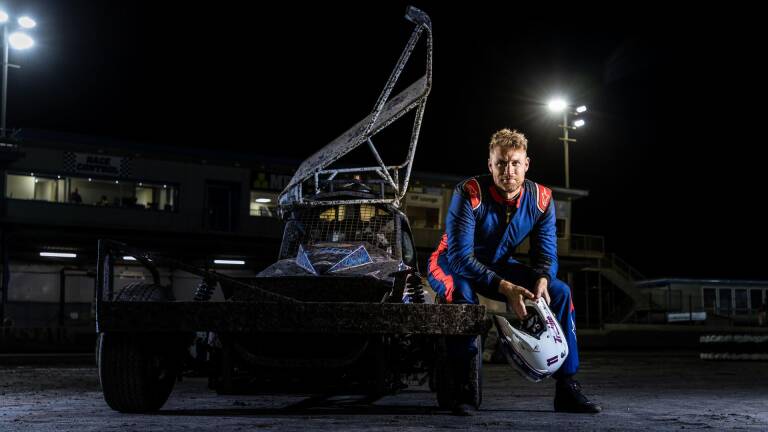 Andrew Flintoff ferito in un incidente durante Top Gear UK