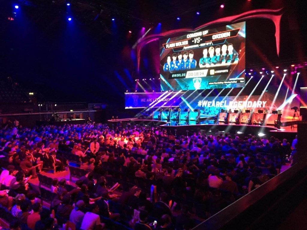 I LoL Worlds a Londra nel 2015. Se i LOL MSI si svolgeranno a Londra, Wembley potrebbe essere una tappa sicura.