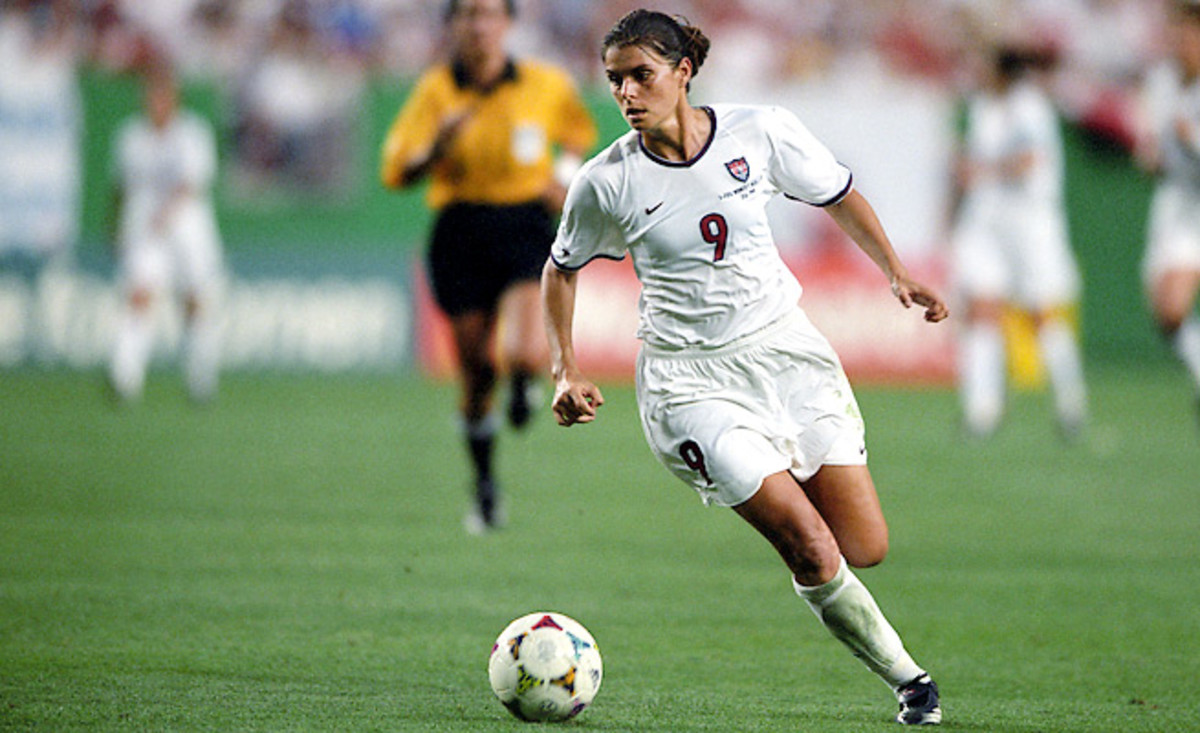 Mia Hamm, simbolo del calcio negli Stati Uniti