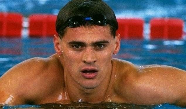 Aleksandr Popov, leggenda del nuoto degli anni Novanta