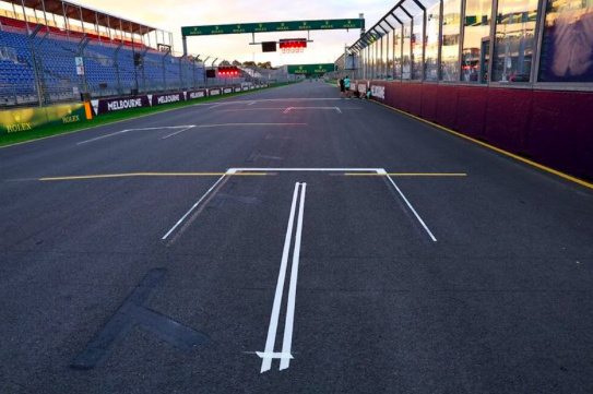 GP Australia 2023: modificate le piazzole di partenza Piazzola griglia di Melbourne (photo by Motorsport Week)