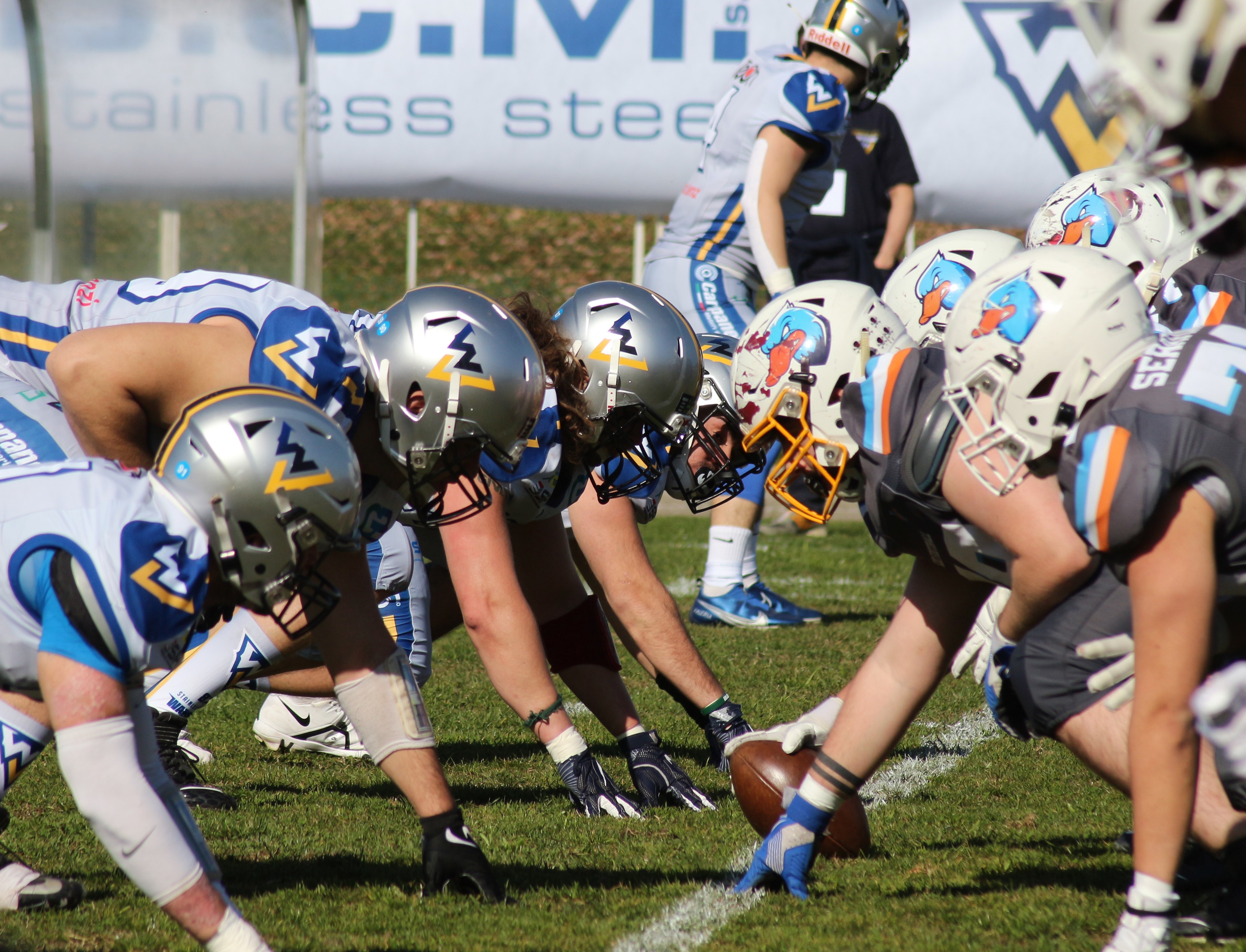 Stainless Steel Warriors: Debutto amaro contro i Ducks