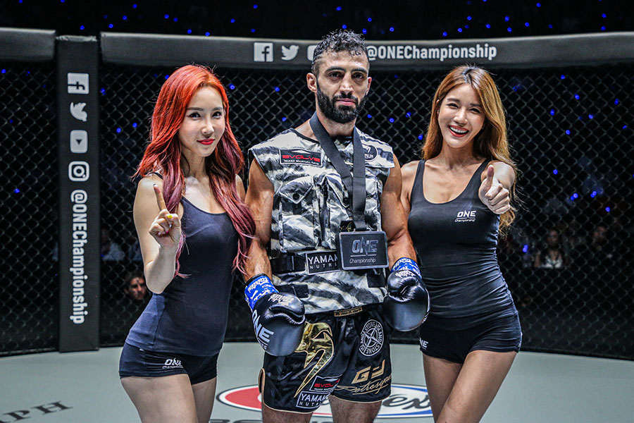 Giorgio Petrosyan al termine di un combattimento in One Championship