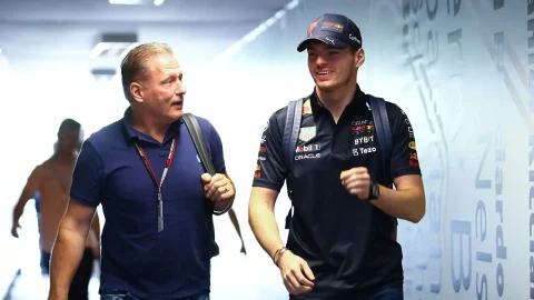Jos Verstappen critica apertamente la Red Bull e Horner