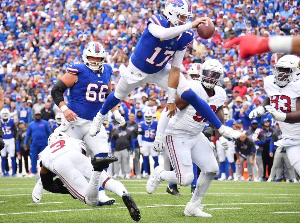 I Buffalo Bills vincenti in rimonta contro i Cardinals 34-28 I Buffalo Bills vincenti in rimonta contro i Cardinals 34-28